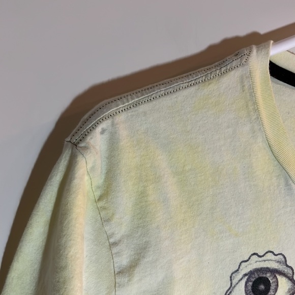 Volcom t-shirt. - Picture 7 of 9